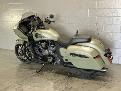 2025 Indian Motorcycle Challenger Dark Horse 112 Moss Green Smoke - Photo 12
