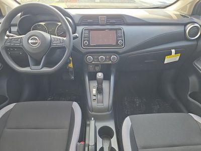 2025 Nissan Versa - Photo 14