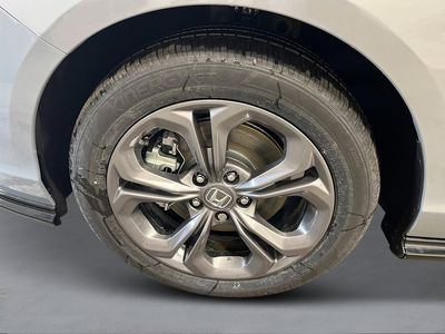 2026 Honda Accord Hybrid - Photo 12