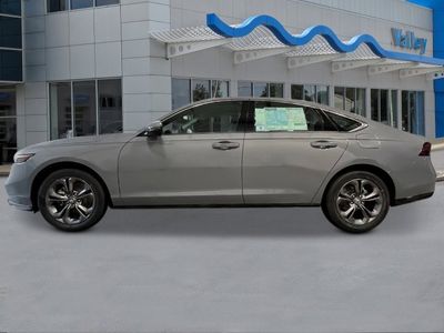 2026 Honda Accord Hybrid - Photo 2