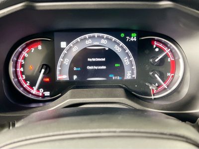 2025 Toyota RAV4 - Photo 19