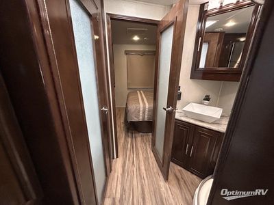 2017 Forest River Georgetown XL - Photo 14