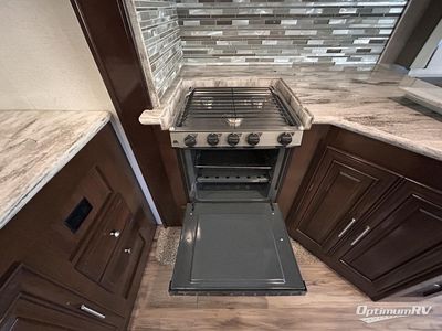 2017 Forest River Georgetown XL - Photo 8