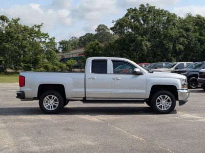 2019 Chevrolet Silverado 1500 LD — engine compartment view