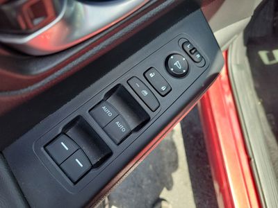 2023 Honda CR-V Hybrid — photo 17 view