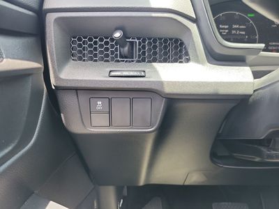 2023 Honda CR-V Hybrid — photo 27 view