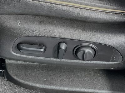 2021 Chevrolet Blazer - Photo 13