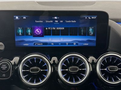 2026 Mercedes-Benz GLA — photo 14 view