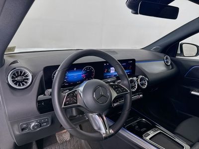 2026 Mercedes-Benz GLA — photo 9 view