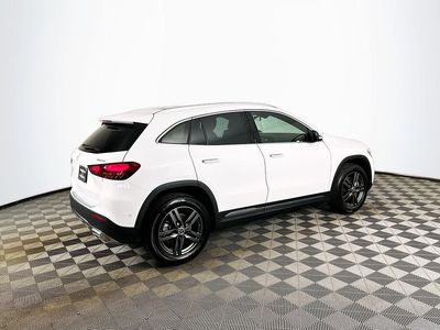 2026 Mercedes-Benz GLA — photo 7 view