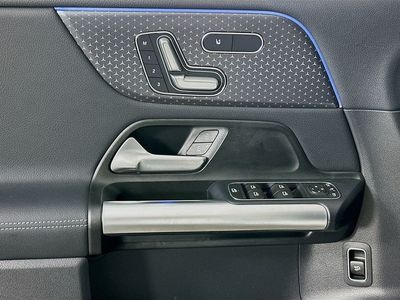 2026 Mercedes-Benz GLA — photo 17 view