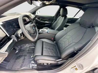 2026 BMW 5 Series — photo 16 view