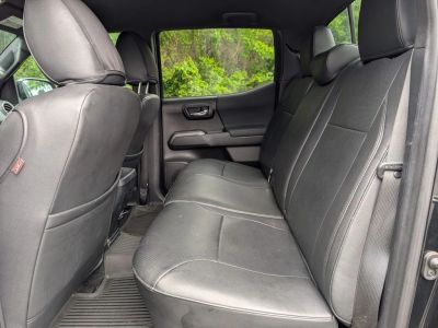 2021 Toyota Tacoma - Photo 19