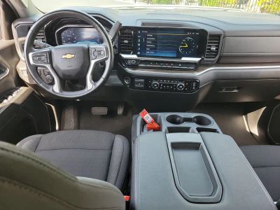 2025 Chevrolet Silverado 1500 — photo 13 view