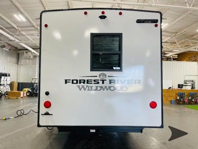 2025 Forest River RV Wildwood Heritage Glen - Photo 5