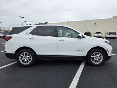 2023 Chevrolet Equinox - Photo 3