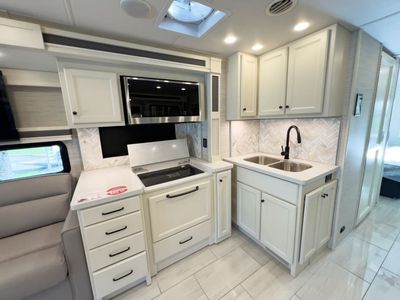 2026 Tiffin ALLEGRO BAY - Photo 8