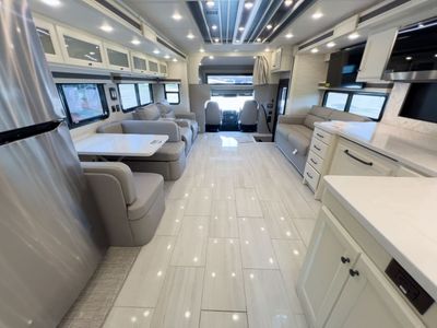 2026 Tiffin ALLEGRO BAY - Photo 3