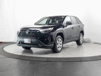 2024 Toyota RAV4 - Photo 3