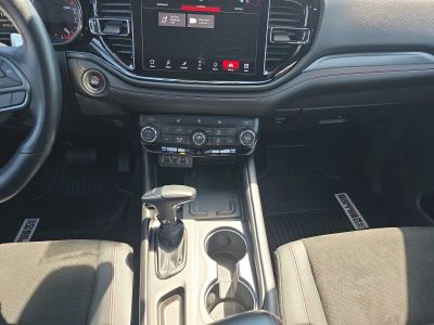 2022 Dodge Durango — photo 13 view