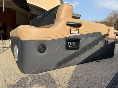 2026 Barletta Cabrio C24U - Photo 11
