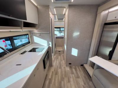 2025 Tiffin WAYFARER — engine compartment view