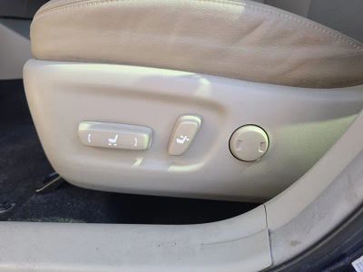 2015 Toyota Prius — photo 16 view