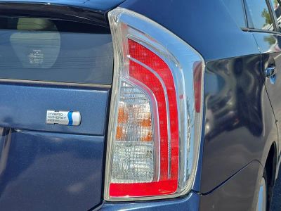 2015 Toyota Prius — photo 8 view