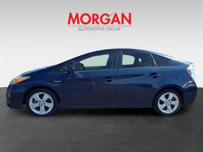 2015 Toyota Prius — engine compartment view