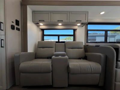 2027 Entegra ODYSSEY — photo 9 view