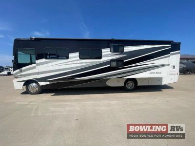 2019 Open Road Allegro 36 UA — rear three-quarter view