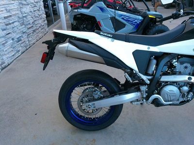 2025 Suzuki DR-Z4SMM5 - Photo 6