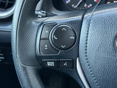 2018 Toyota RAV4 - Photo 25