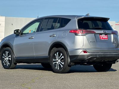 2018 Toyota RAV4 - Photo 7