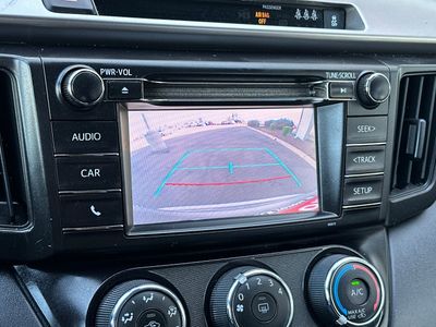 2018 Toyota RAV4 - Photo 21