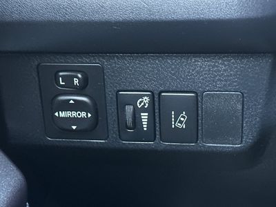 2018 Toyota RAV4 - Photo 29
