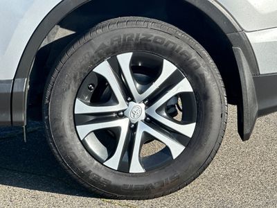 2018 Toyota RAV4 - Photo 30