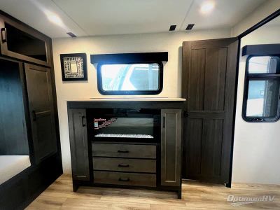 2027 Venture RV SportTrek Touring Edition — photo 18 view