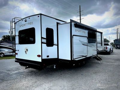 2027 Venture RV SportTrek Touring Edition — rear three-quarter view