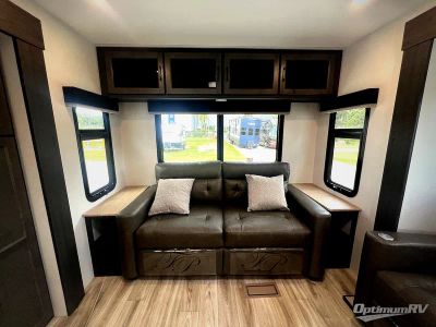 2027 Venture RV SportTrek Touring Edition — photo 8 view