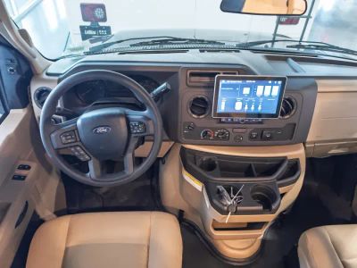 2026 Thor Motor Coach CHATEAU - Photo 2