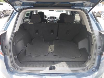 2024 GMC Terrain — photo 11 view