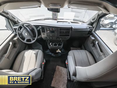 2026 Coachmen RV Freelander - Photo 9