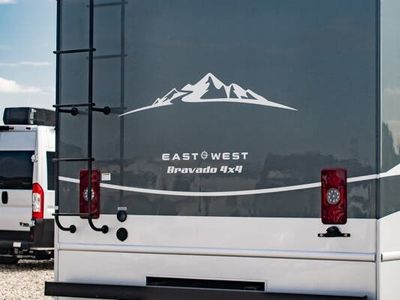 2026 East to West Bravado - Photo 42