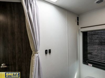 2026 Entegra Coach Odyssey SE - Photo 10
