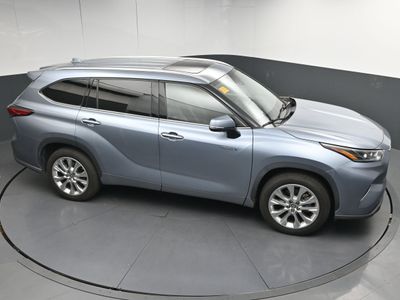 2026 2020 Toyota Highlander Hybrid Limited SUV — photo 35 view