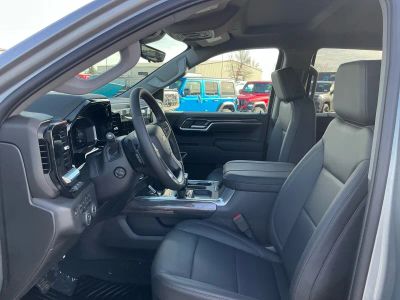 2026 Chevrolet Silverado 1500 - Photo 10