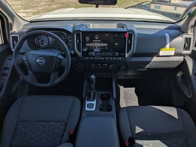 2026 Nissan Frontier — photo 14 view