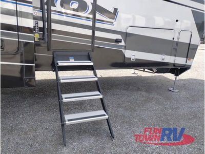 2025 Keystone RV Fuzion - Photo 11