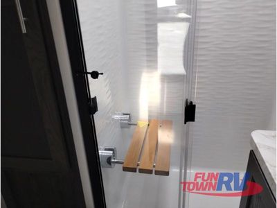 2025 Keystone RV Fuzion - Photo 41